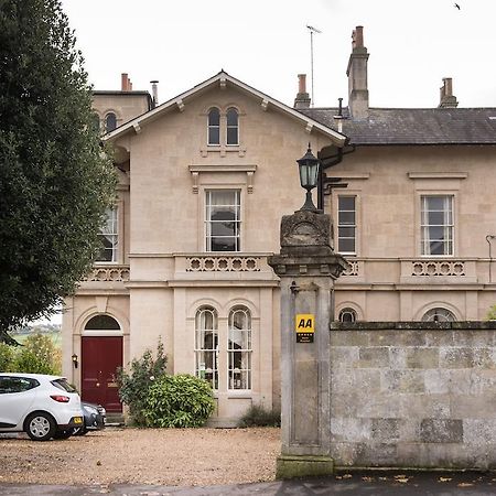 Apsley House Bed & Breakfast บาธ ภายนอก รูปภาพ