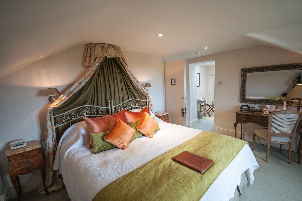 Apsley House Bed & Breakfast บาธ ภายนอก รูปภาพ