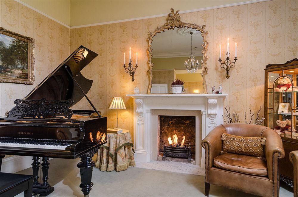 Apsley House Bed & Breakfast บาธ ภายนอก รูปภาพ