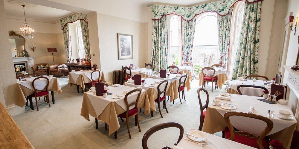 Apsley House Bed & Breakfast บาธ ภายนอก รูปภาพ