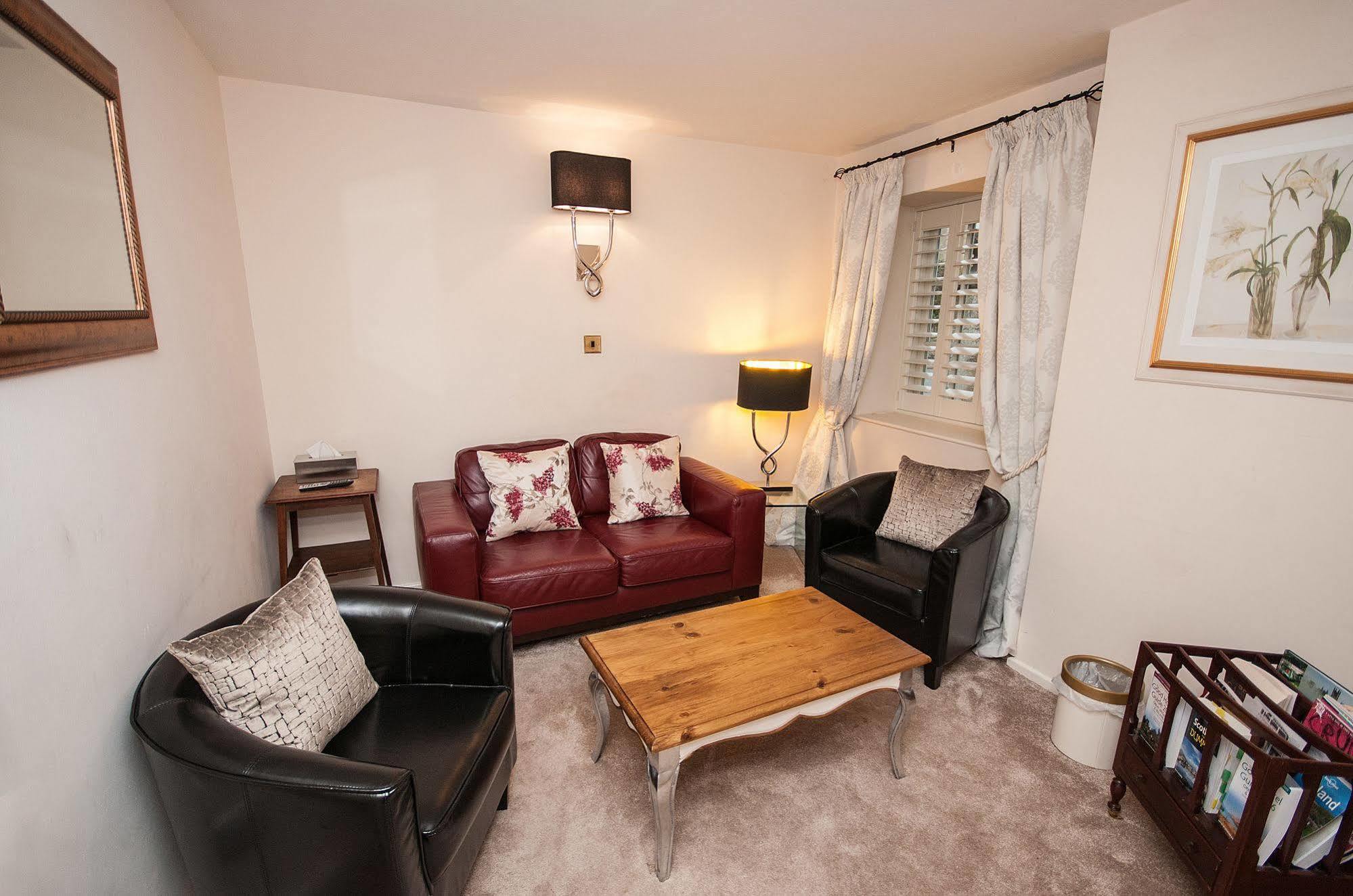 Apsley House Bed & Breakfast บาธ ภายนอก รูปภาพ