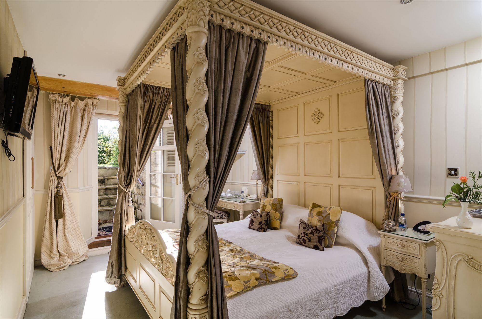 Apsley House Bed & Breakfast บาธ ภายนอก รูปภาพ
